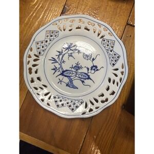 Pierced Reticulated Blue Onion Design 8" Wall Hanging Plate Giftable Collector